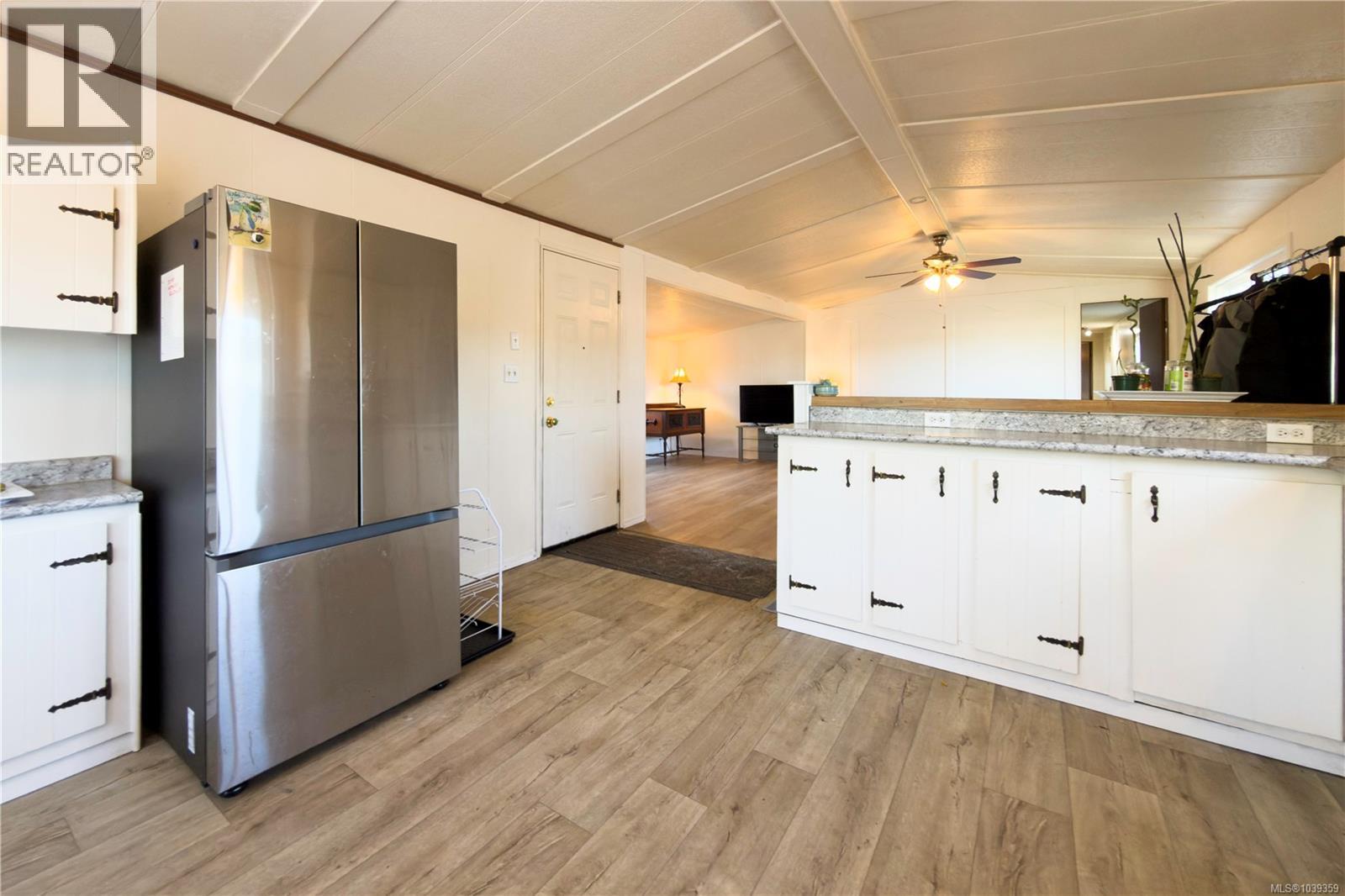 #80 1160 Shellbourne Blvd - 3
