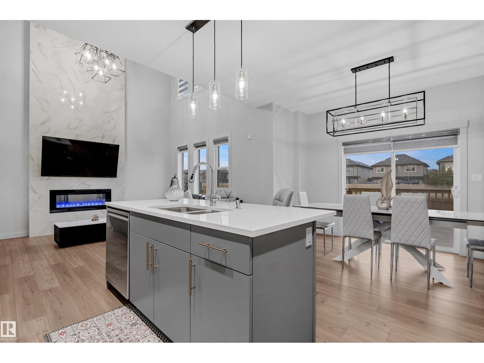 1616 157 ST SW - 10