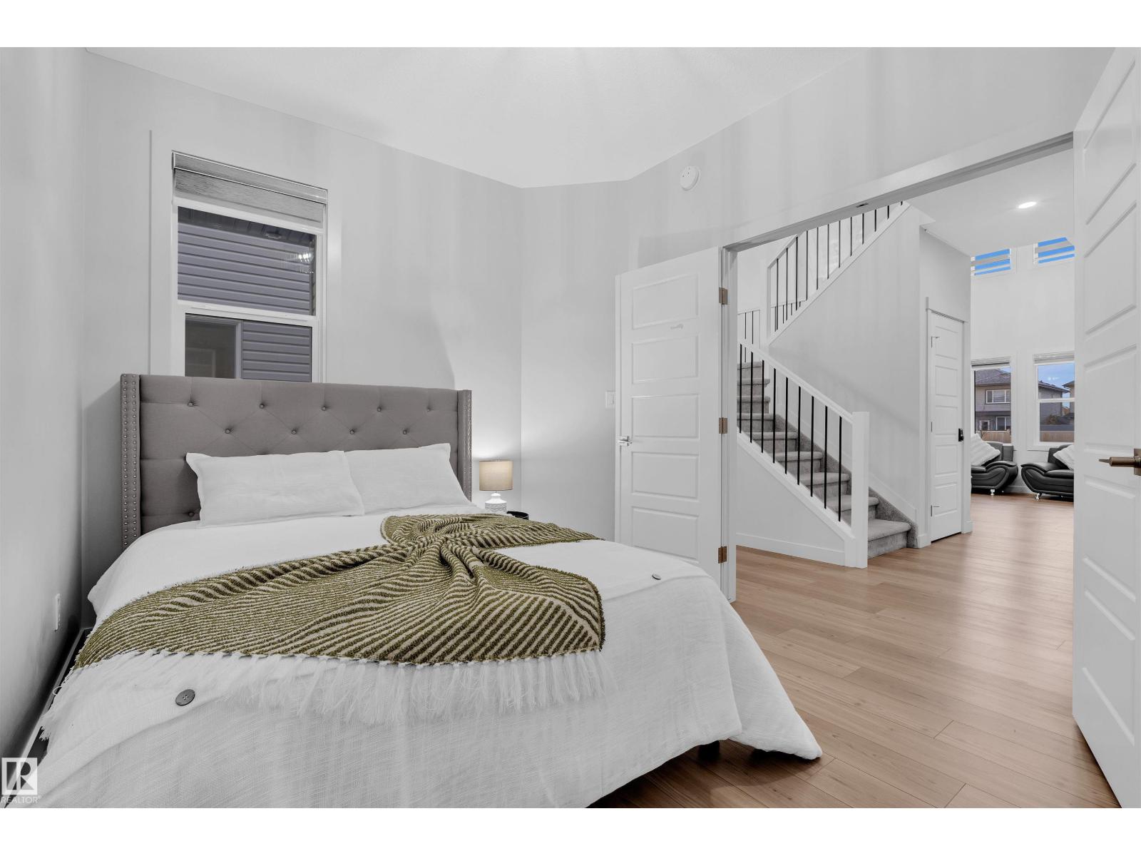 1616 157 ST SW - Image 2