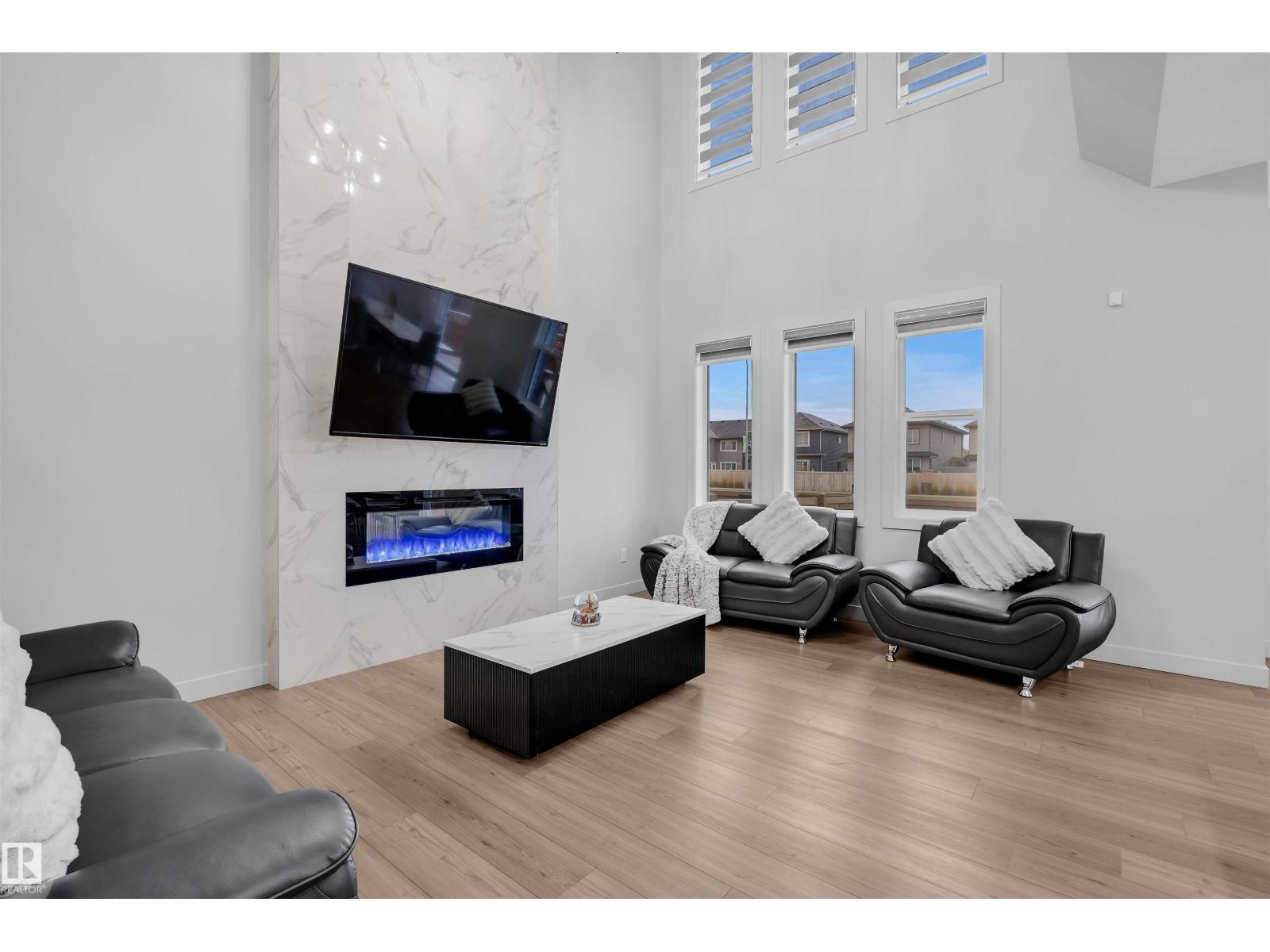 1616 157 ST SW - 8