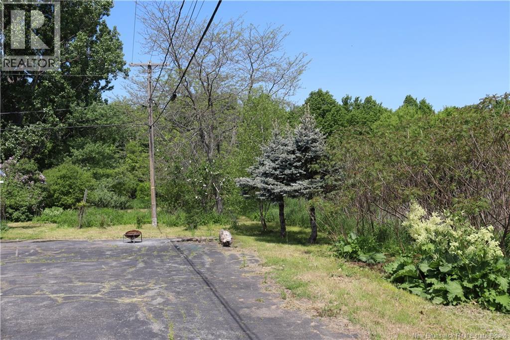 99 McLean Street