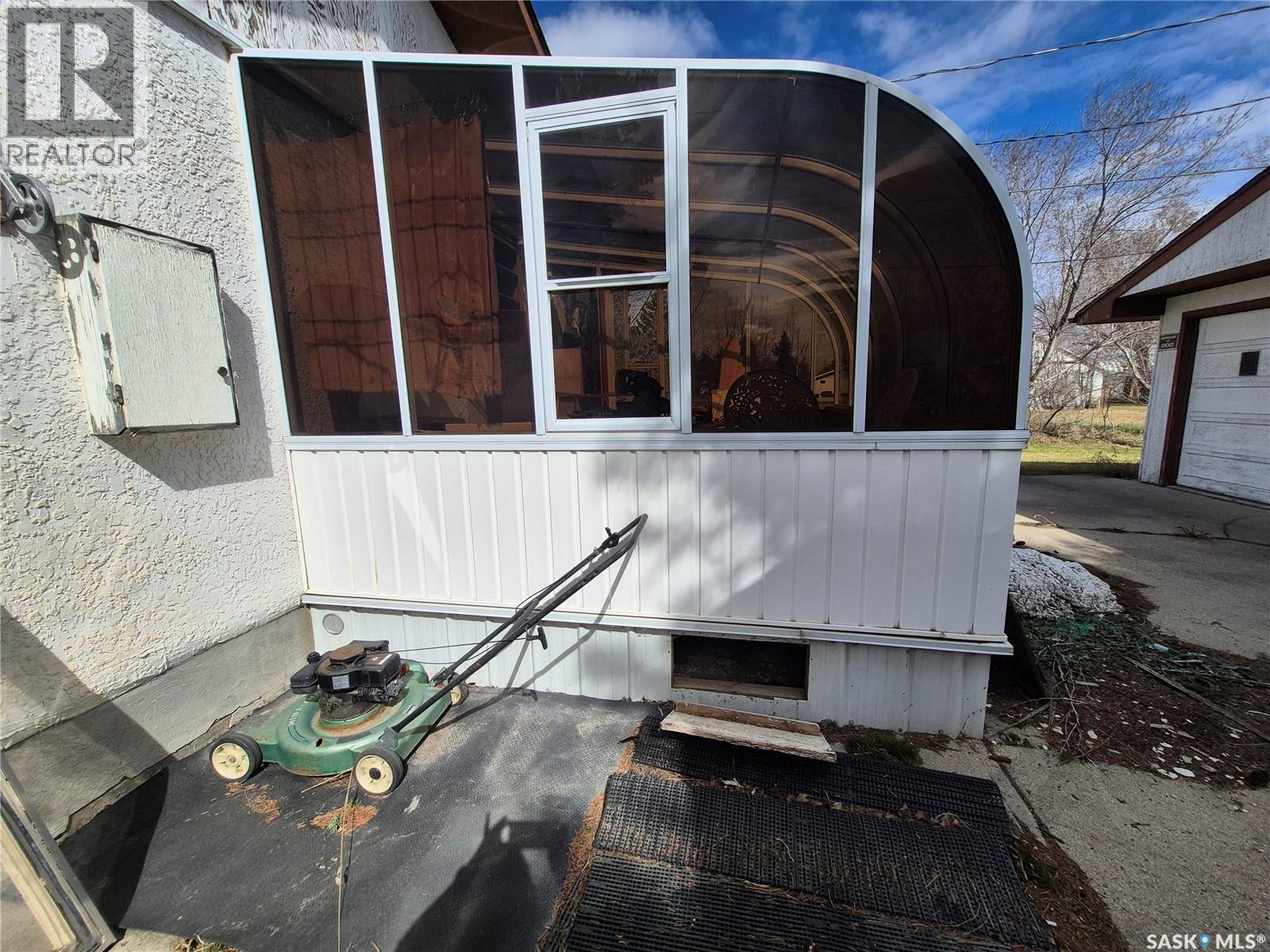 225 1st AVENUE - 60