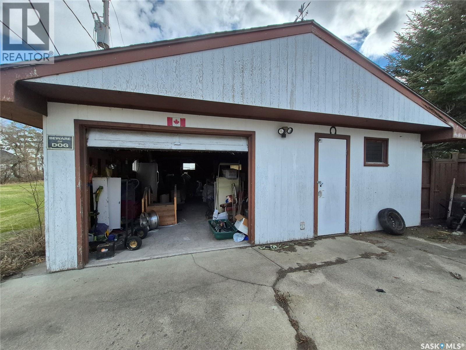 225 1st AVENUE - 70