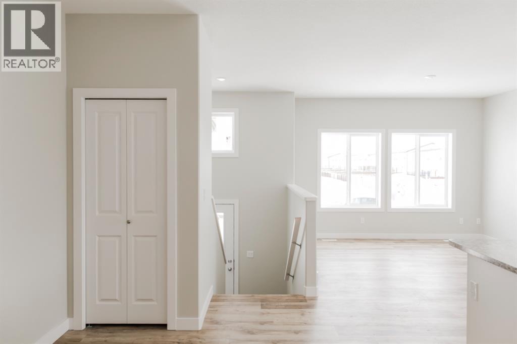9825 96 Avenue - 30
