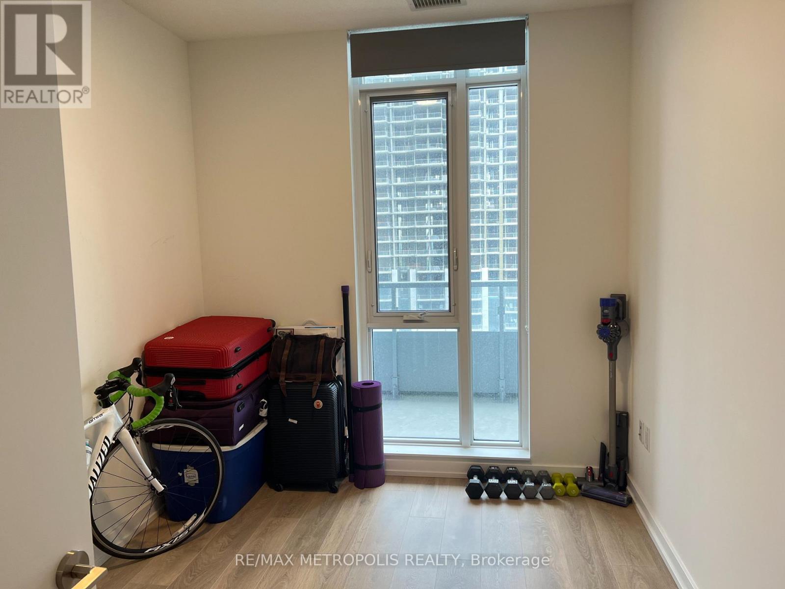 #2003W 225 SUMACH STREET - 26