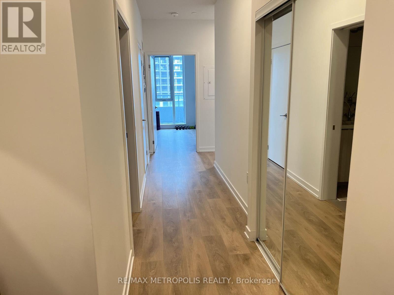 #2003W 225 SUMACH STREET - 31