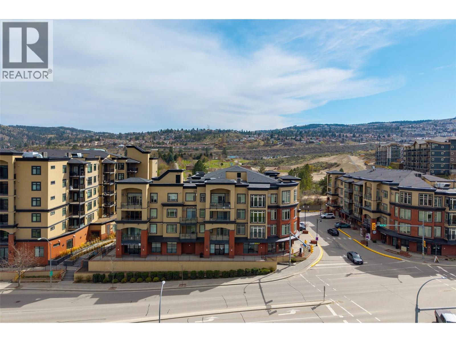 #202 775 McGill Road - 23