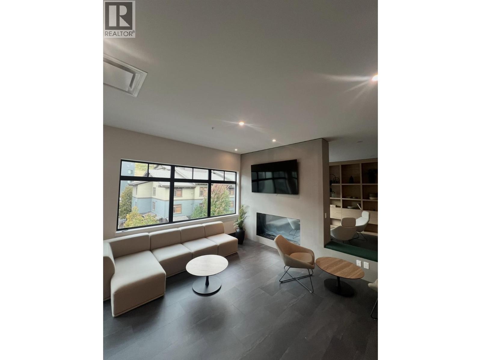 #215 4280 Red Mountain Road - 9