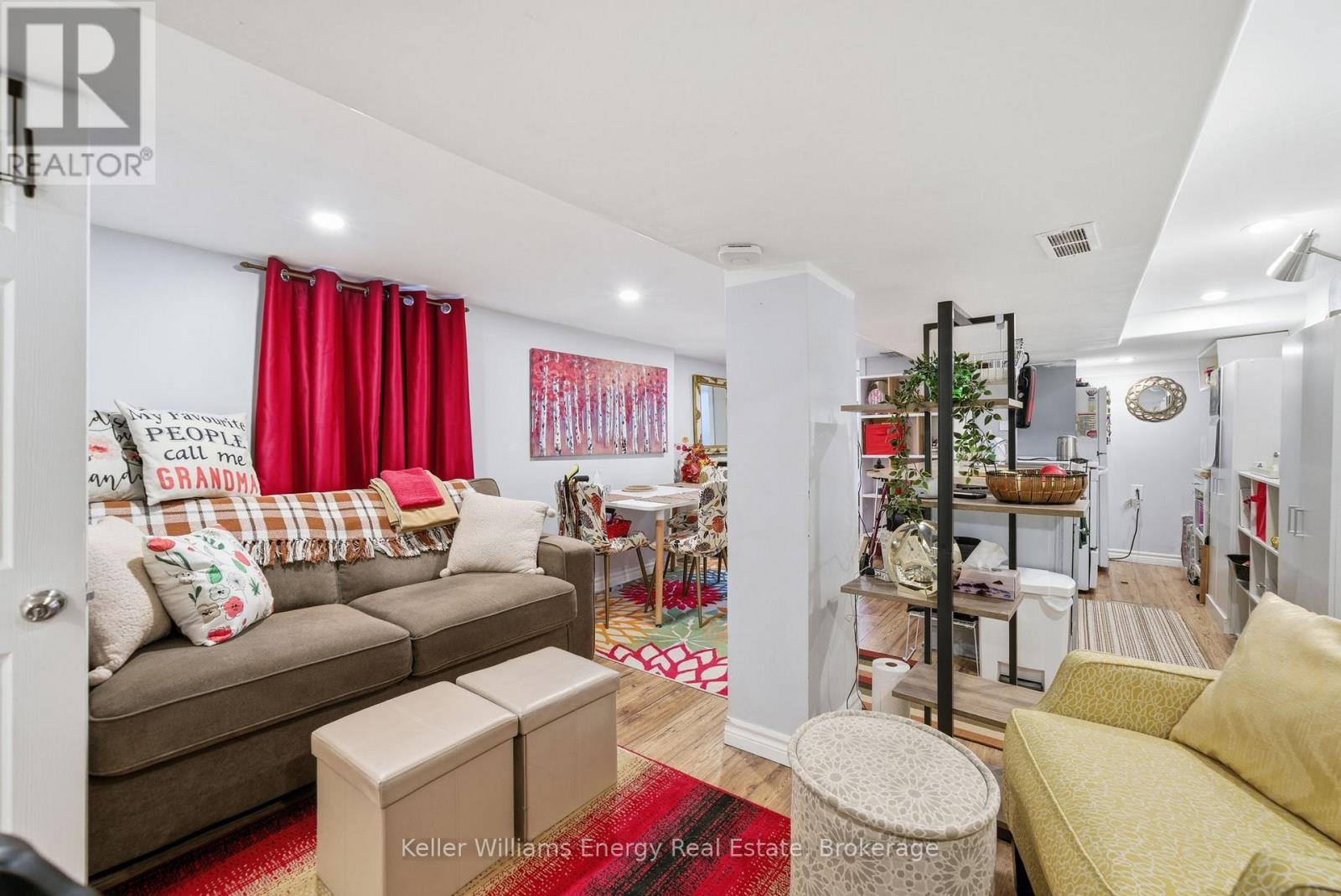 327 ALBERT STREET - 26