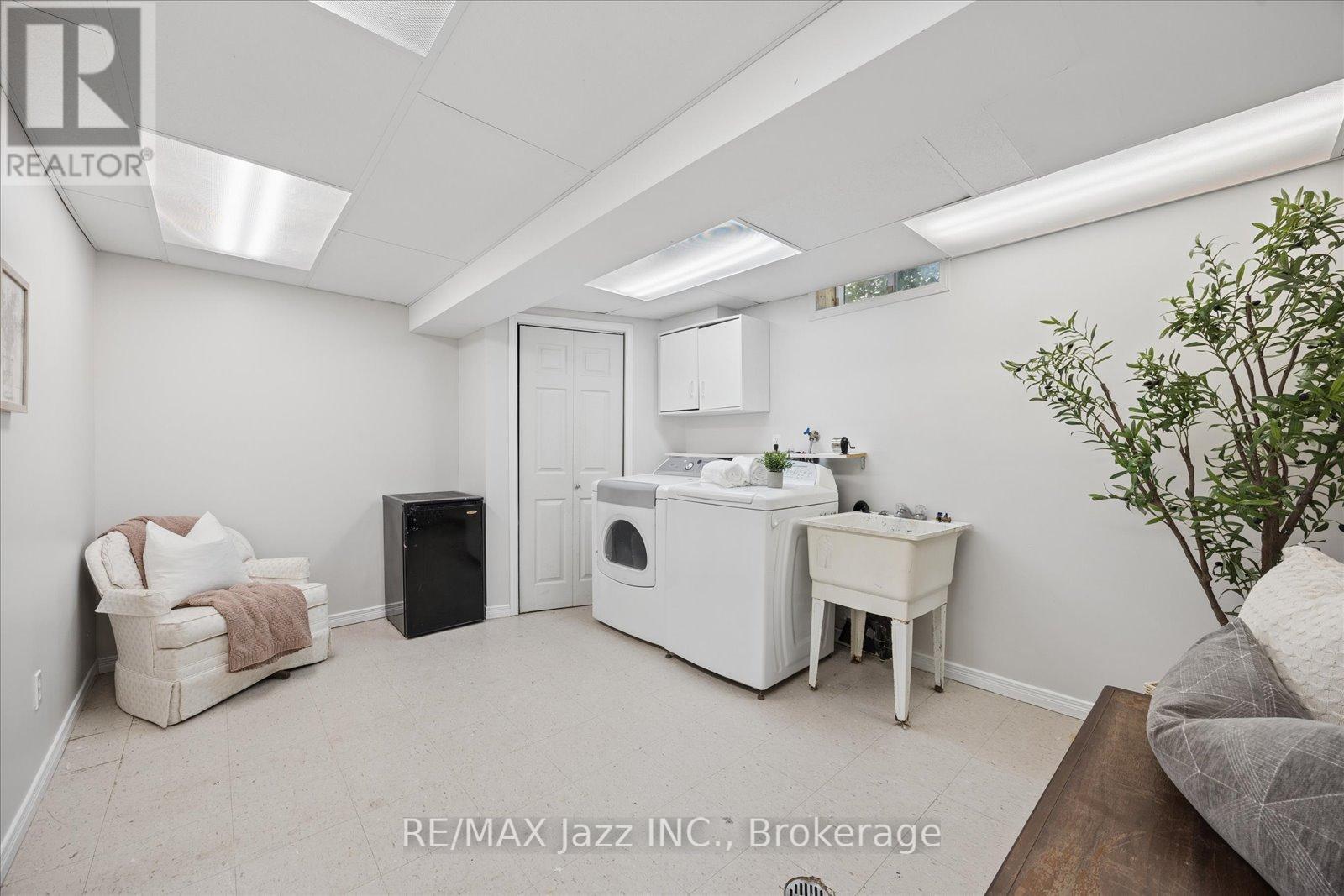 737 GREENOCH COURT - 22