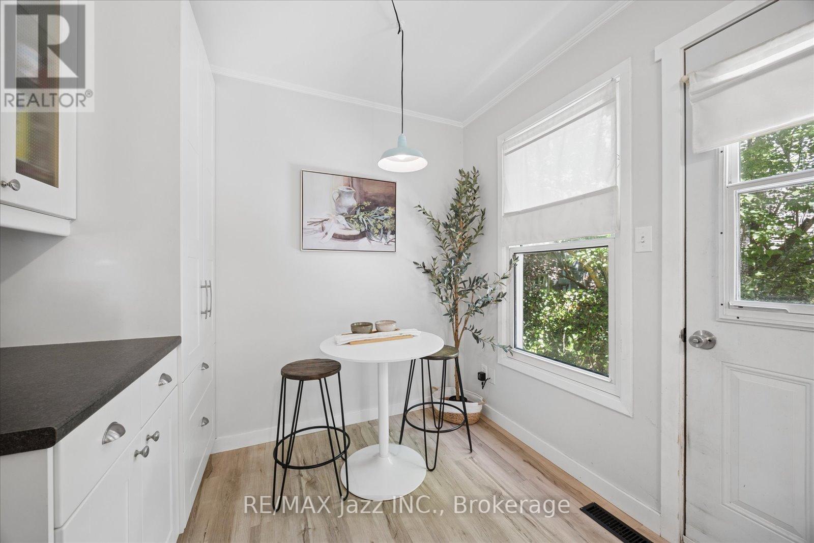 737 GREENOCH COURT - 9