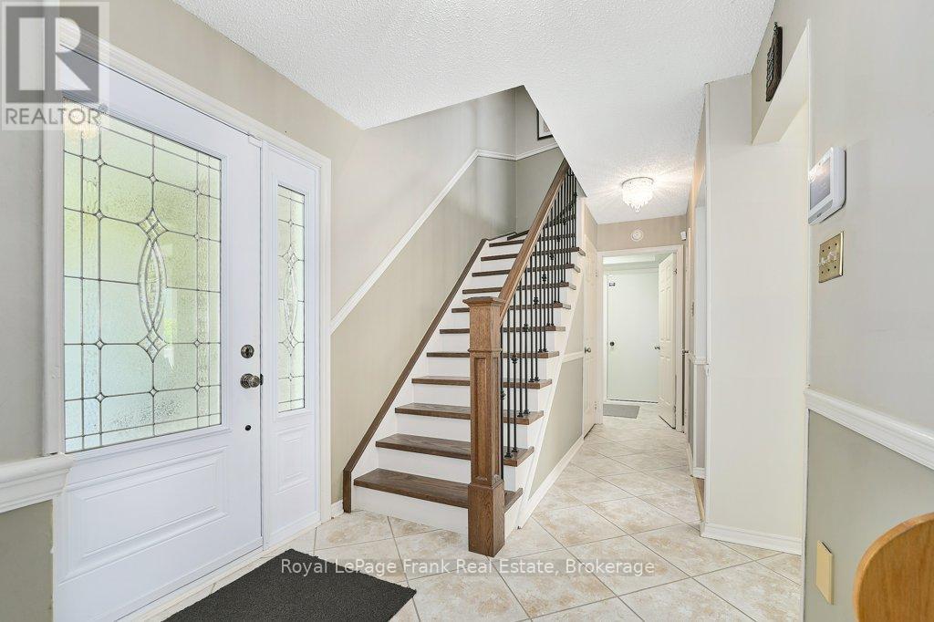 803 LINDEN COURT - 17