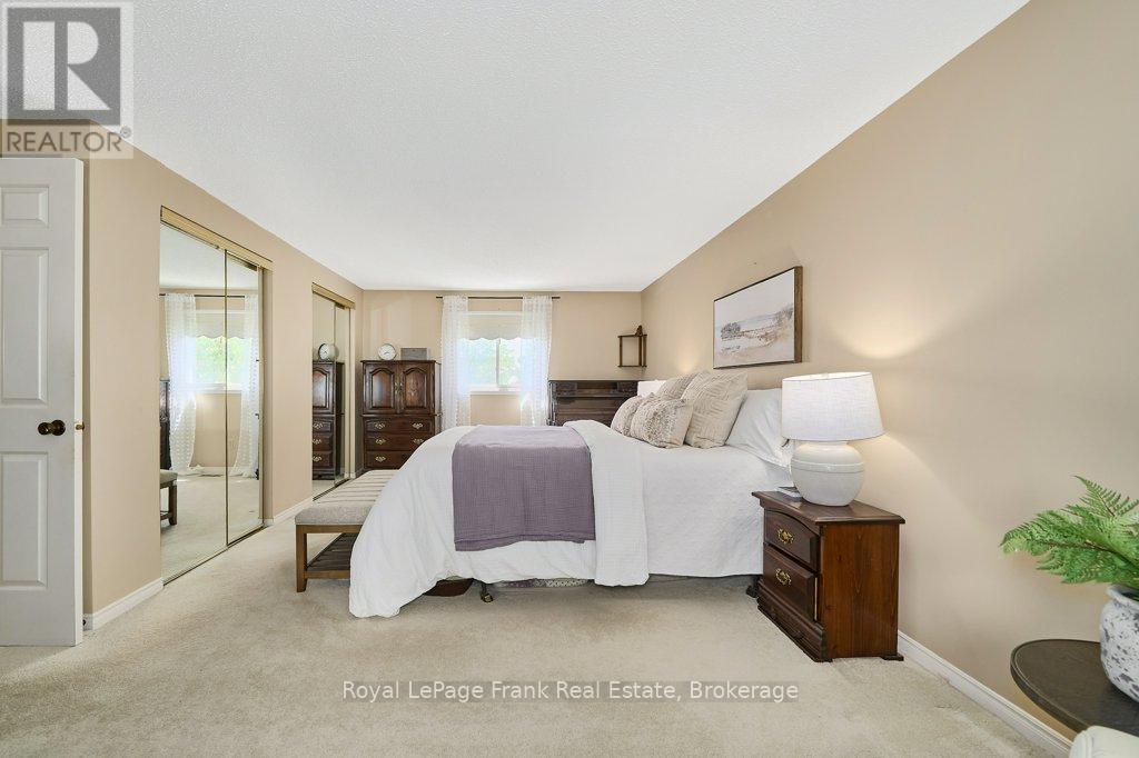 803 LINDEN COURT - 22