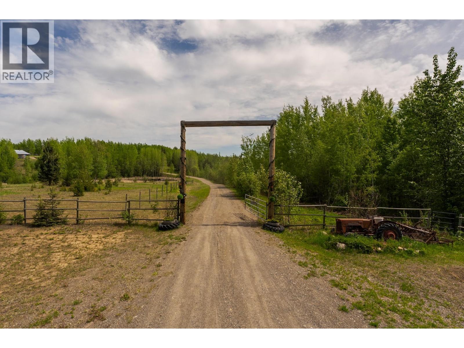 34380 CHIEF LAKE ROAD - 37