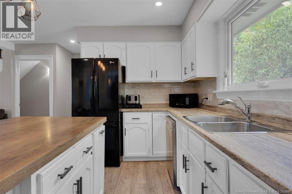 6 Crestwood Drive - 12