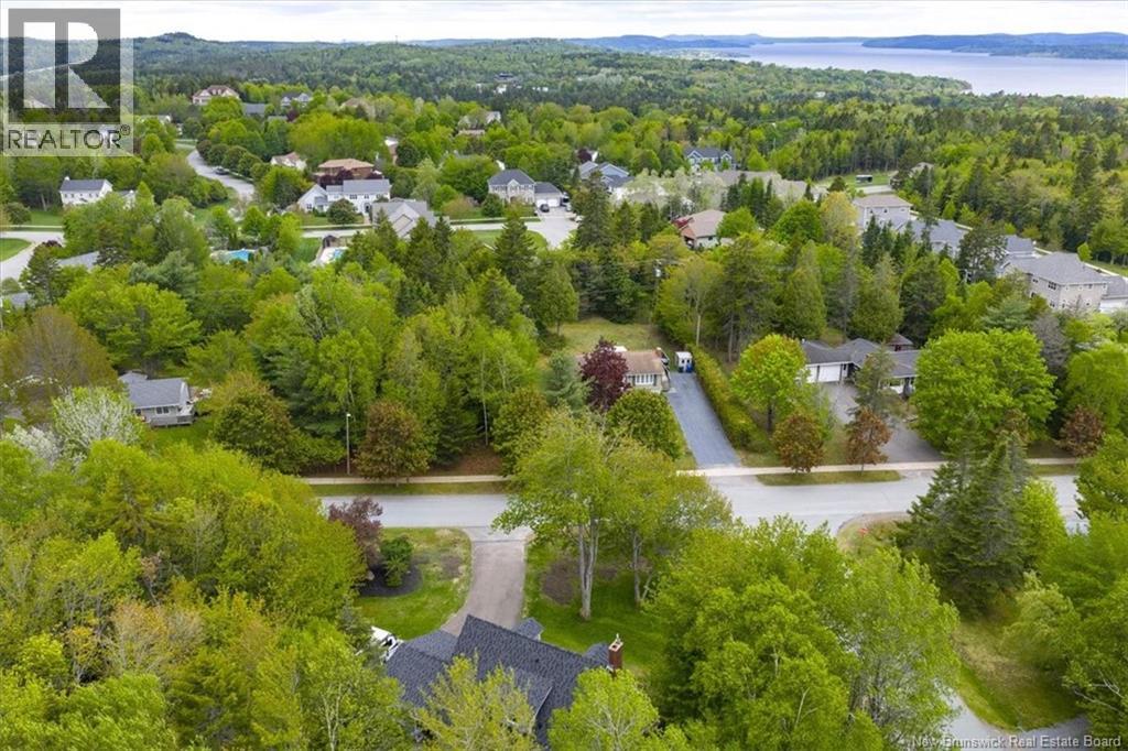 6 Crestwood Drive - 39