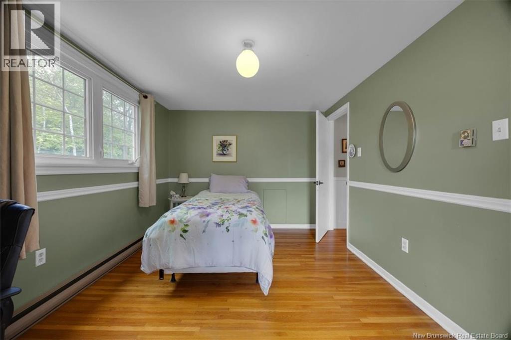 6 Crestwood Drive - 24