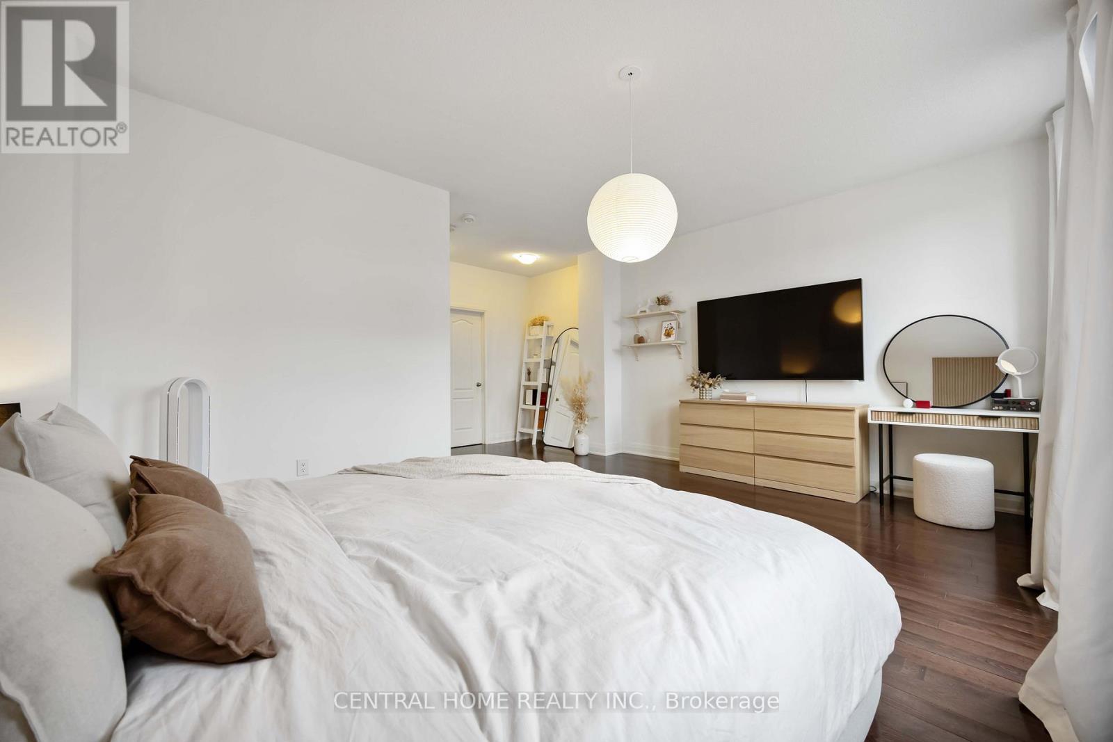 20 WILLIAM SAVILLE STREET - 21