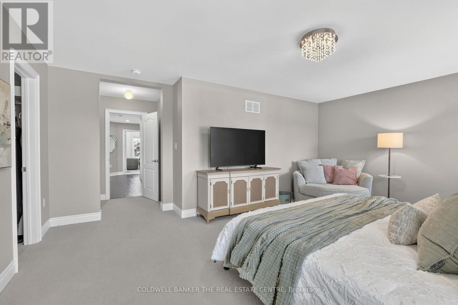 721 DILLMAN AVENUE - 19
