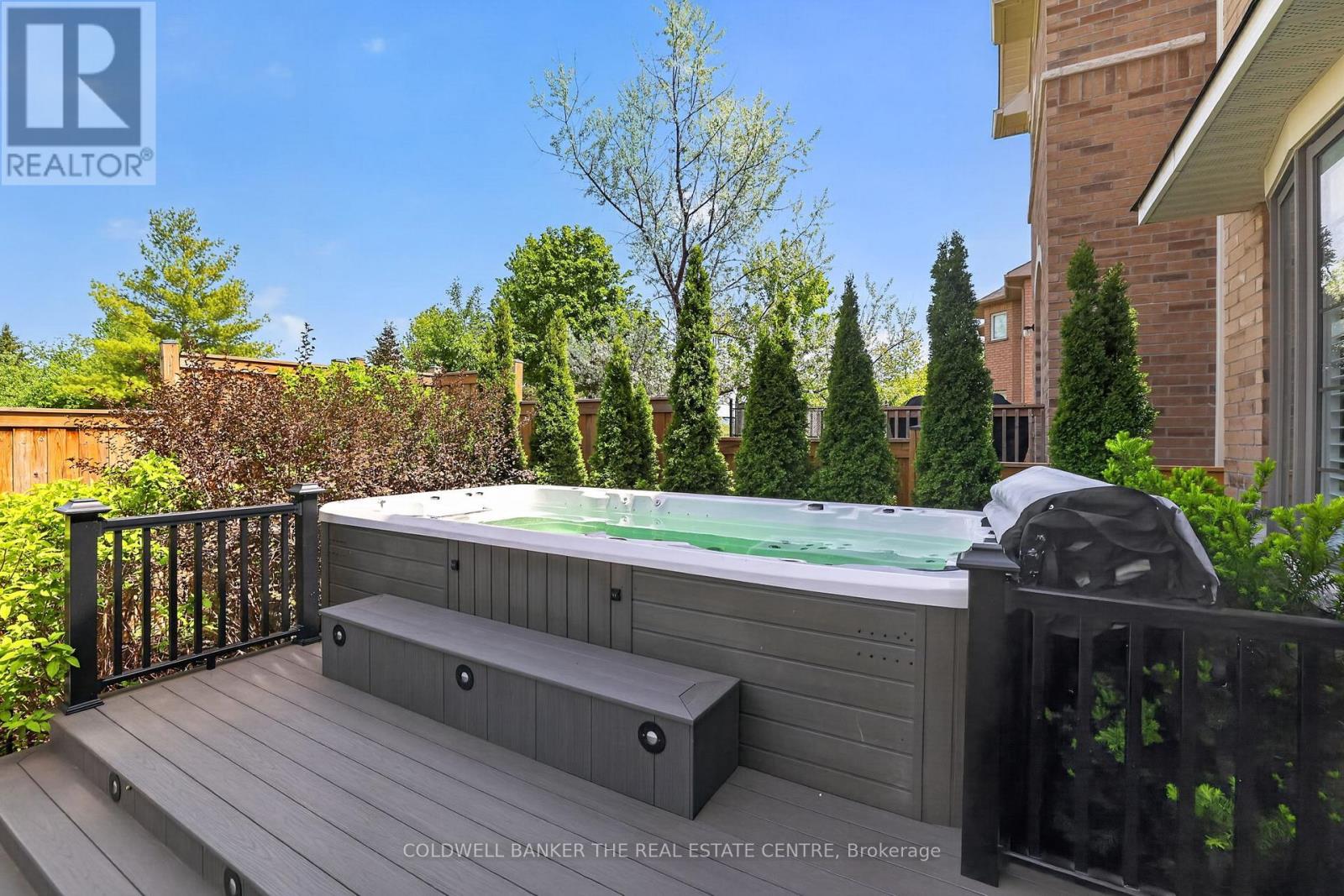 721 DILLMAN AVENUE - 34