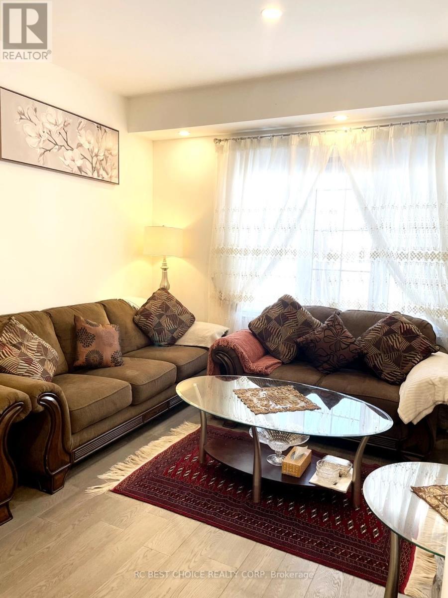 81 NESS DRIVE - 15