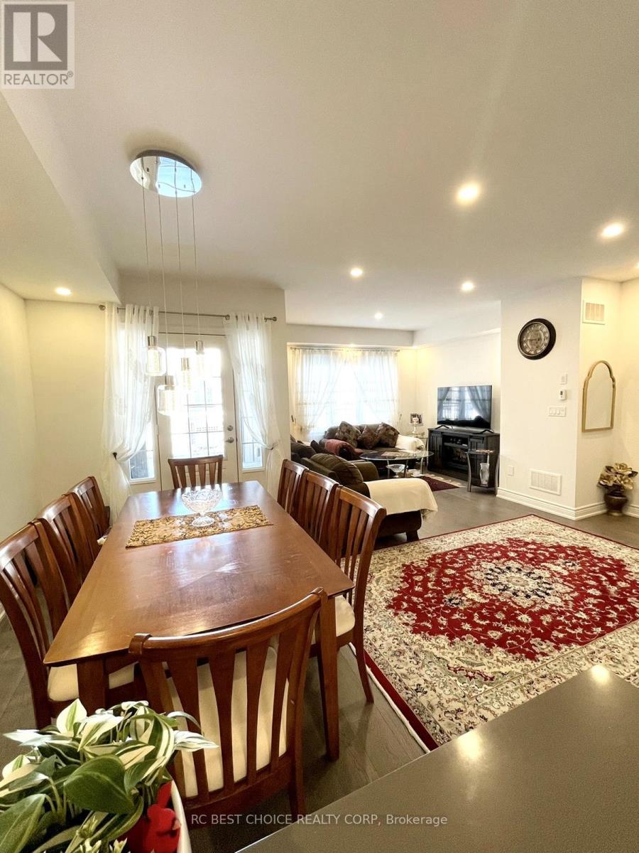 81 NESS DRIVE - 23