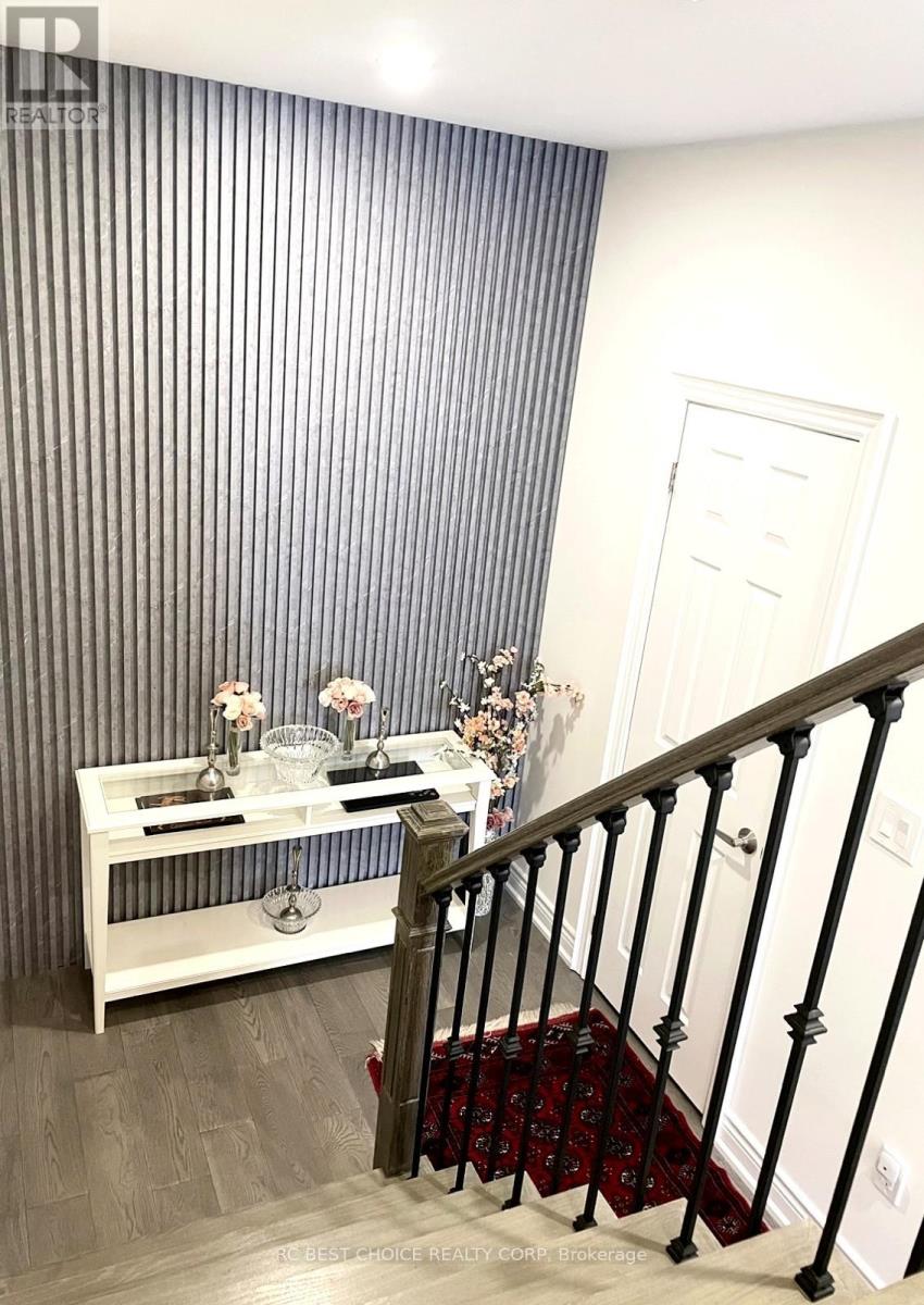 81 NESS DRIVE - 30