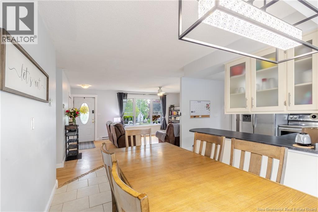 281 Canterbury Drive - 16