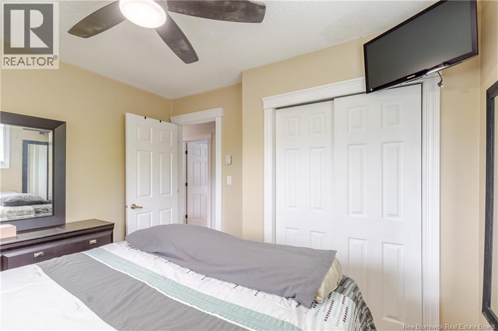 281 Canterbury Drive - 18