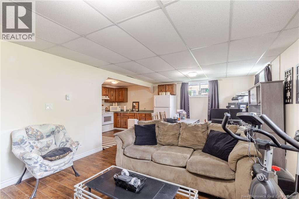 281 Canterbury Drive - 25