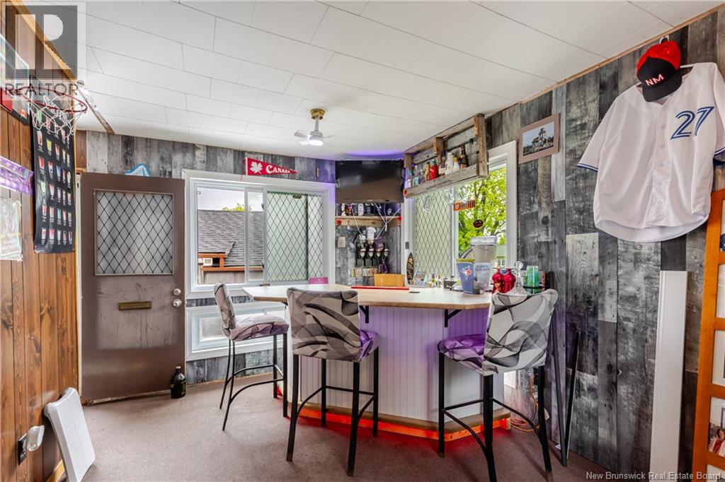 281 Canterbury Drive - 37