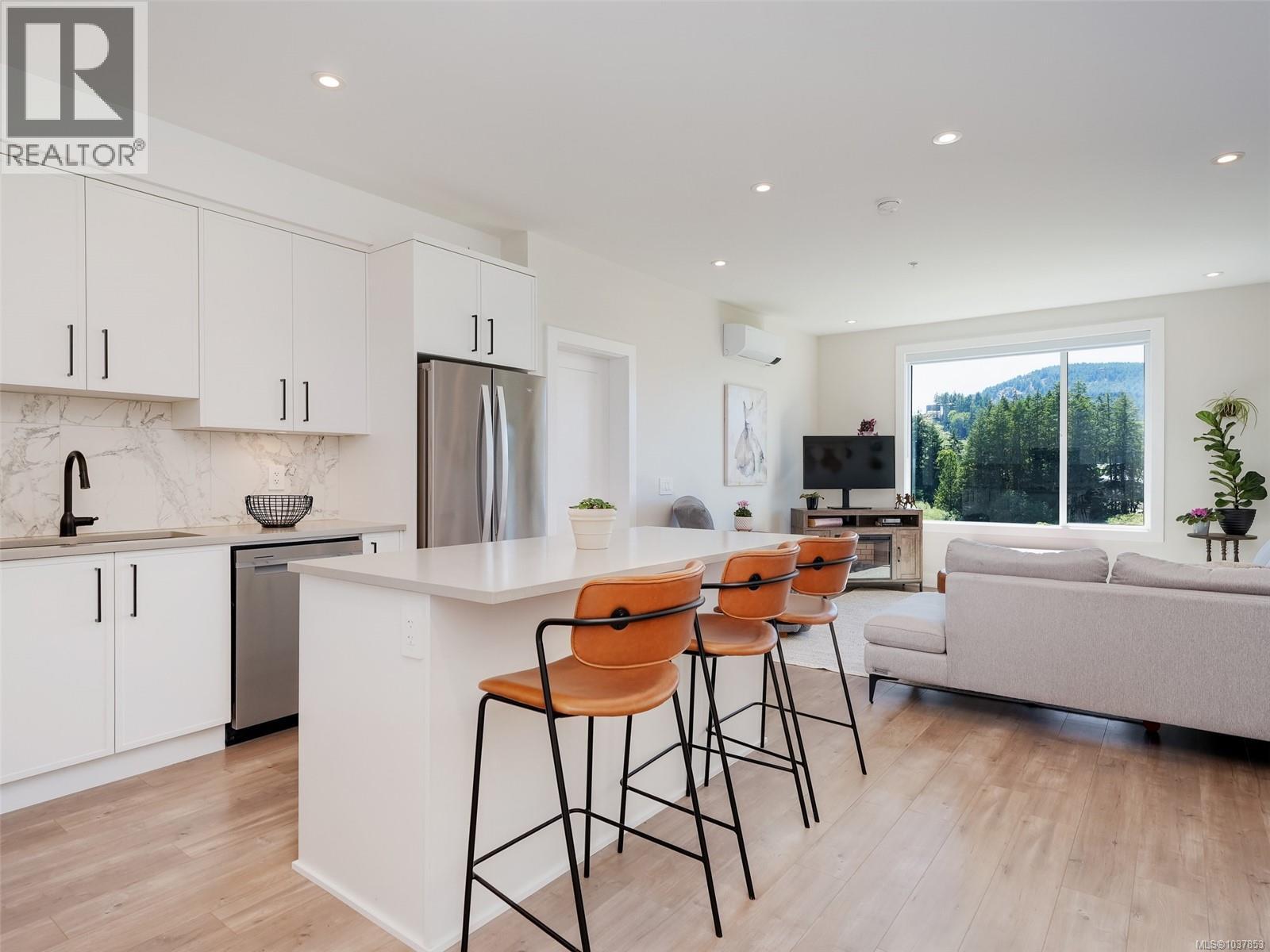 511 1361 Goldstream Avenue, Langford