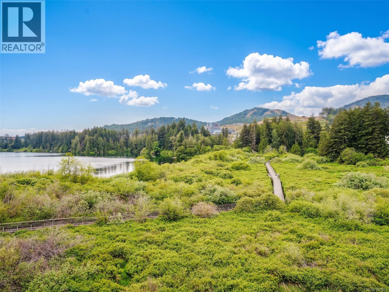 511 1361 Goldstream Avenue, Langford