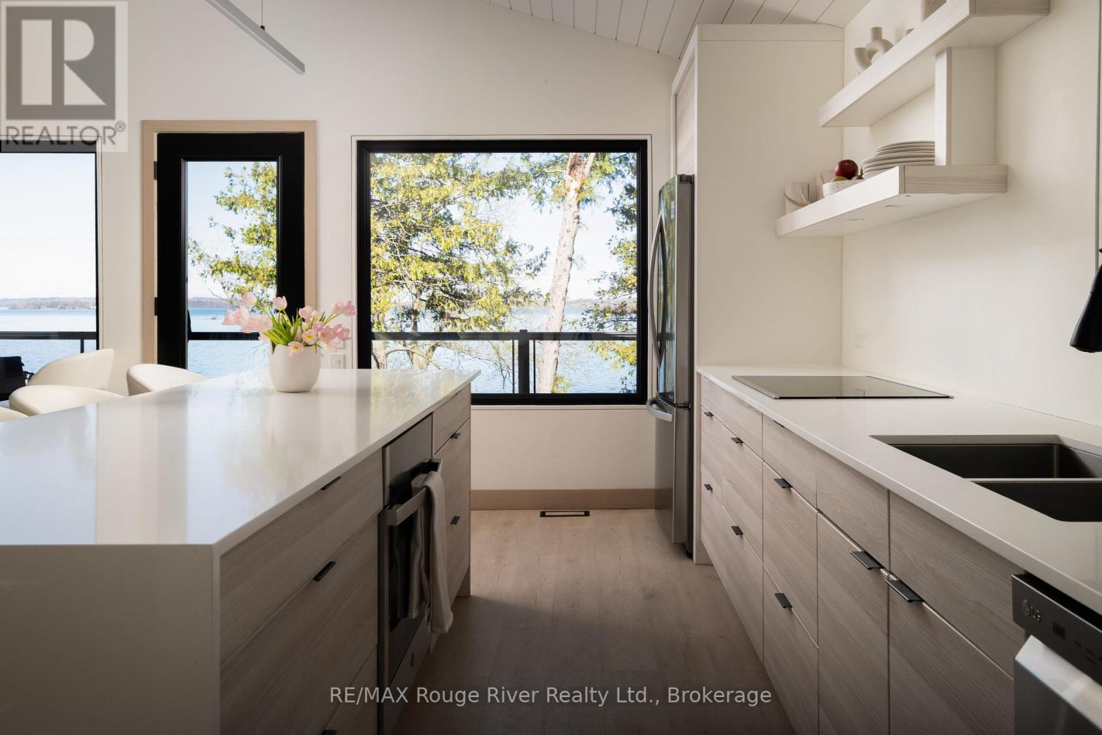 #440 5427 YOUNG STREET - 10