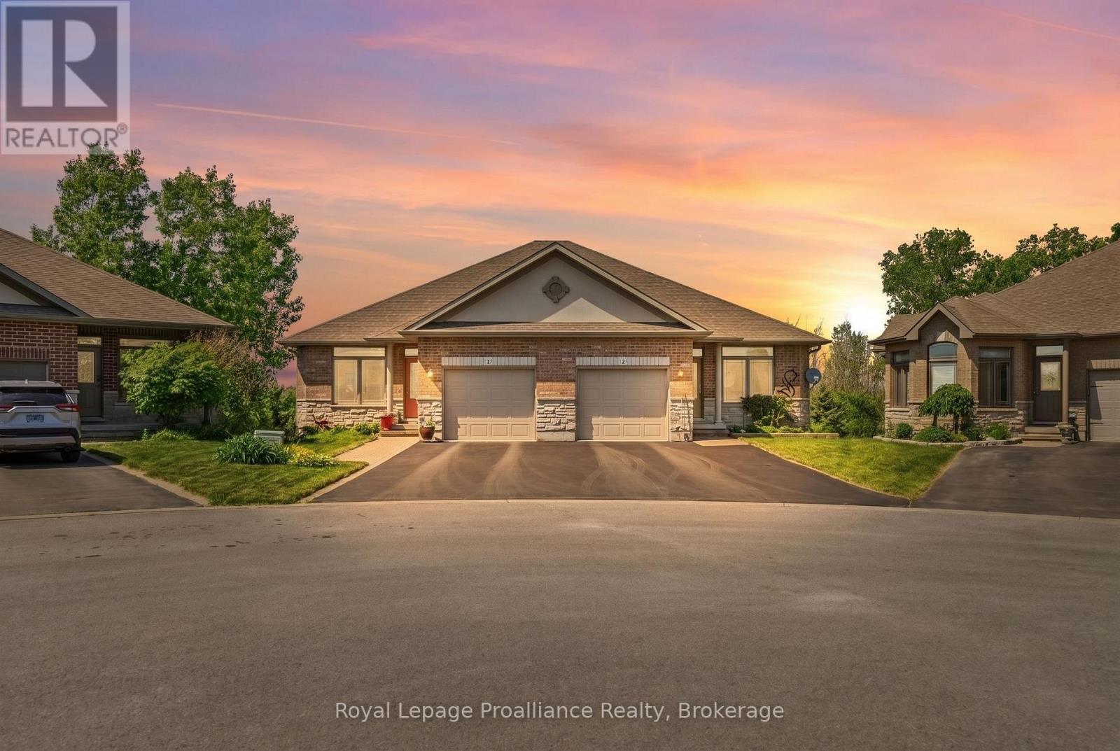 17 HANOVER COURT - 1