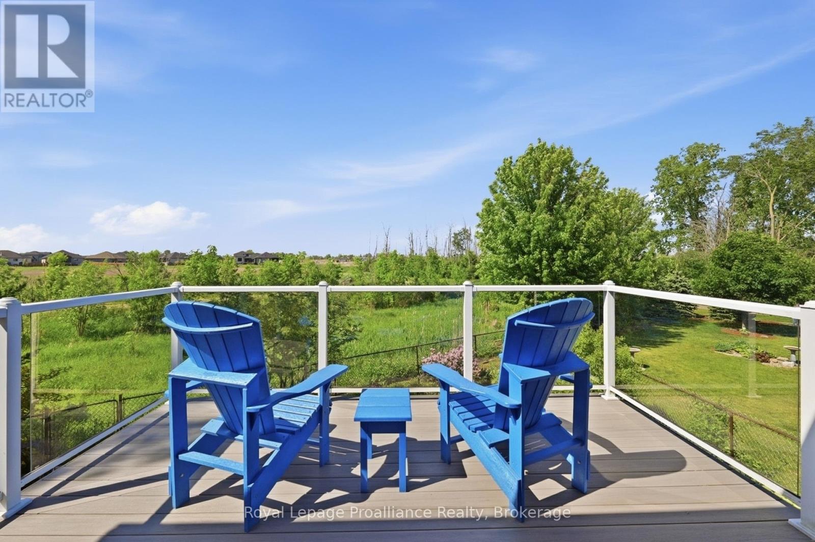 17 HANOVER COURT - 23