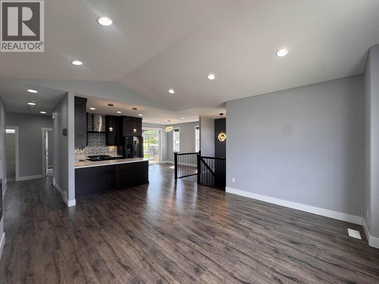2983 ELLINGTON AVENUE - 13