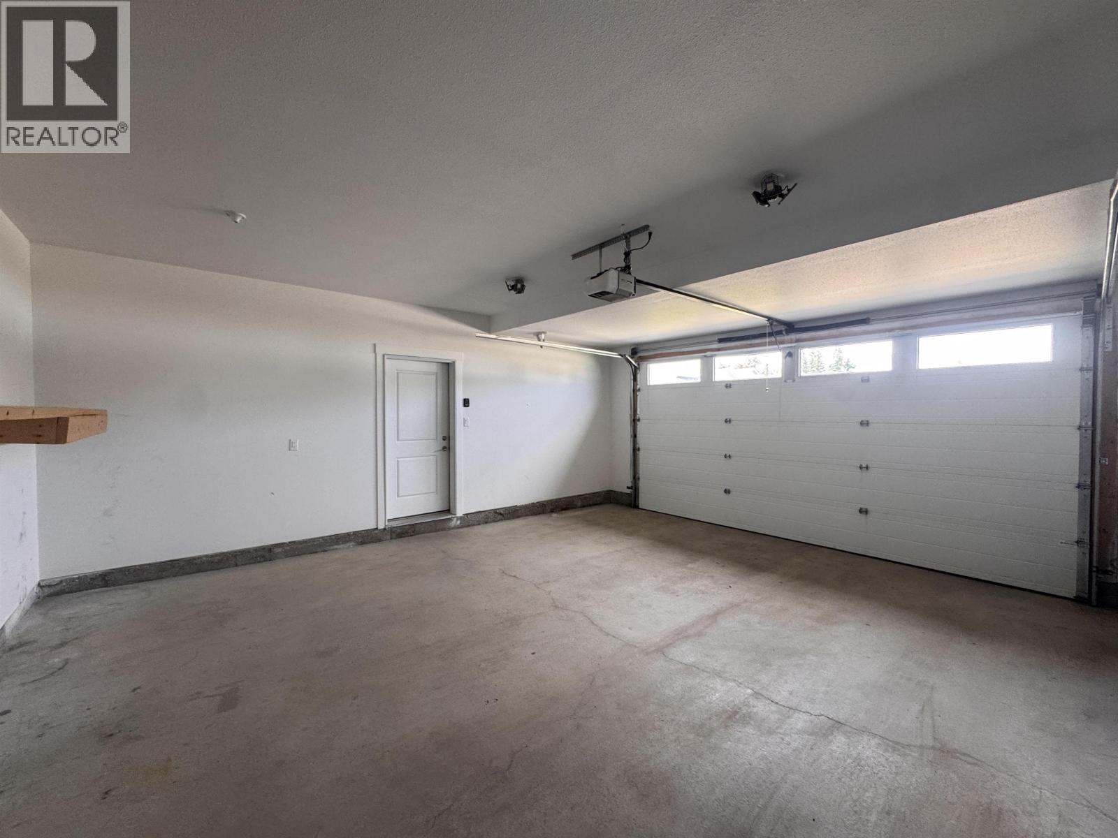 2983 ELLINGTON AVENUE - 29