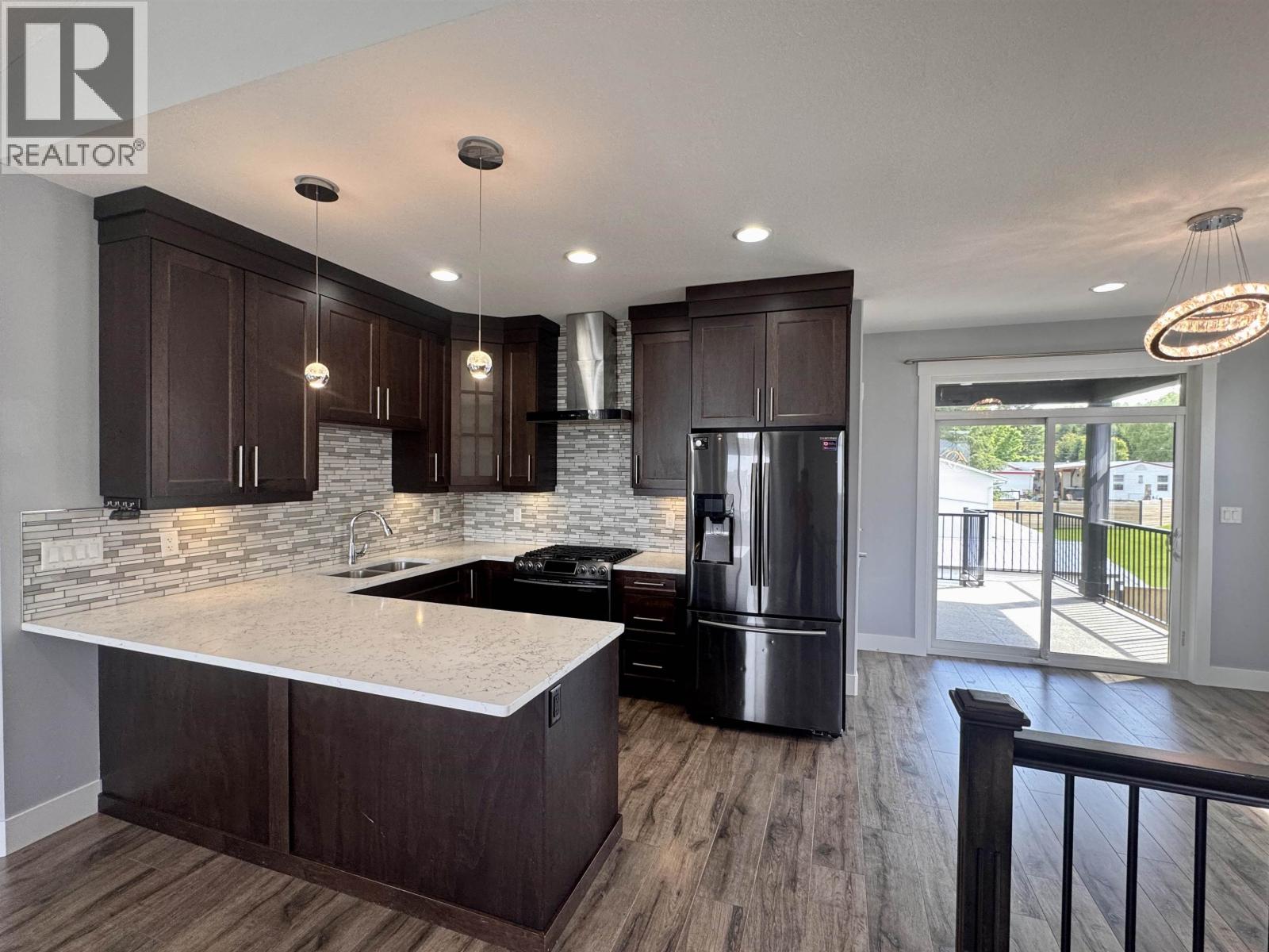 2983 ELLINGTON AVENUE - 8