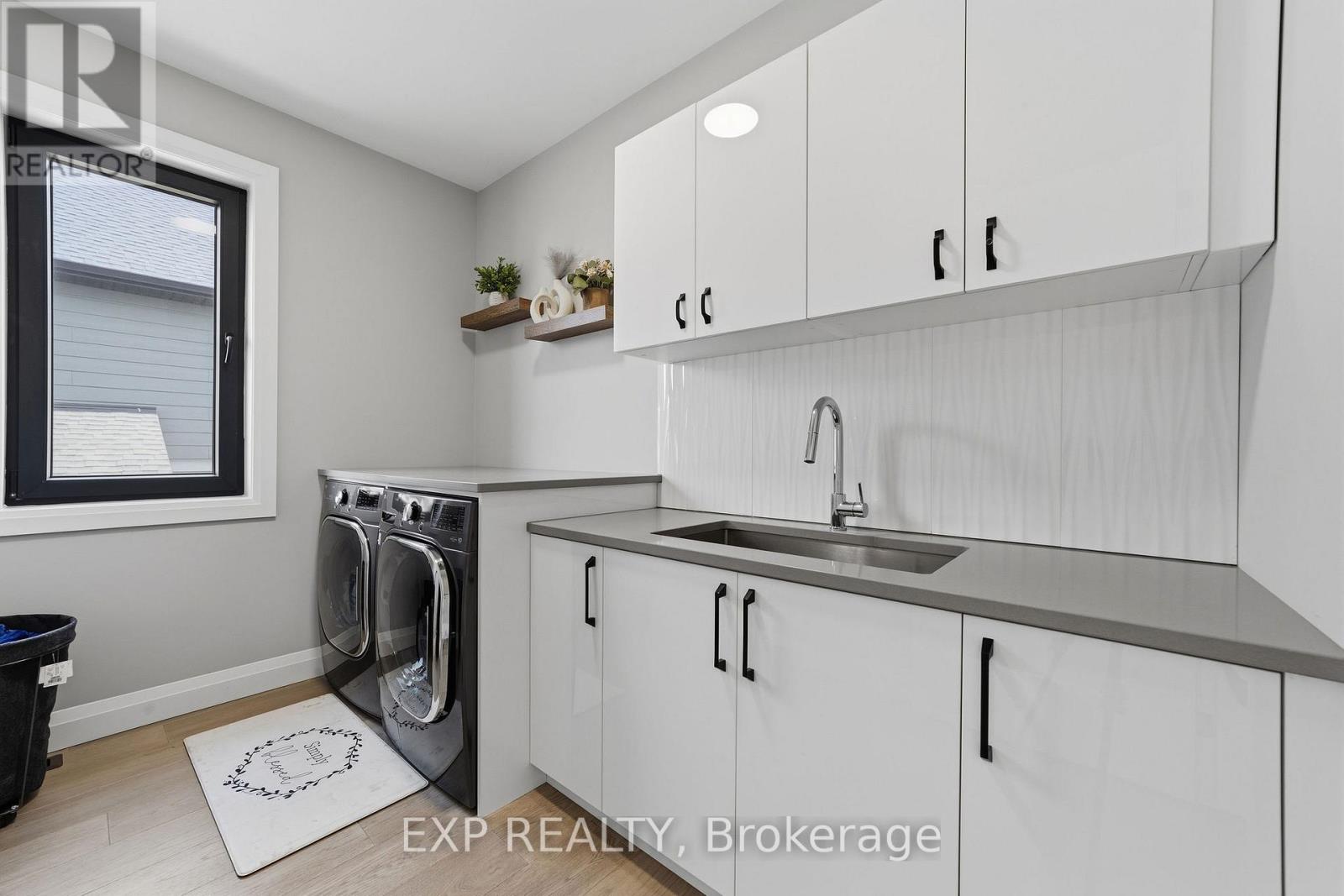 113 EDGEWATER BOULEVARD - Image 31