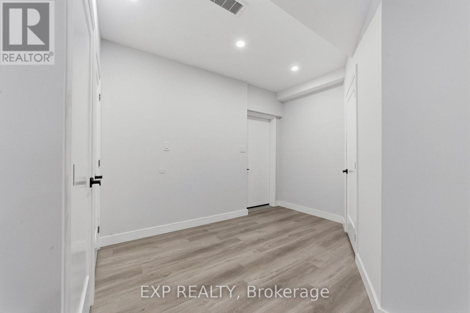 113 EDGEWATER BOULEVARD - Image 39
