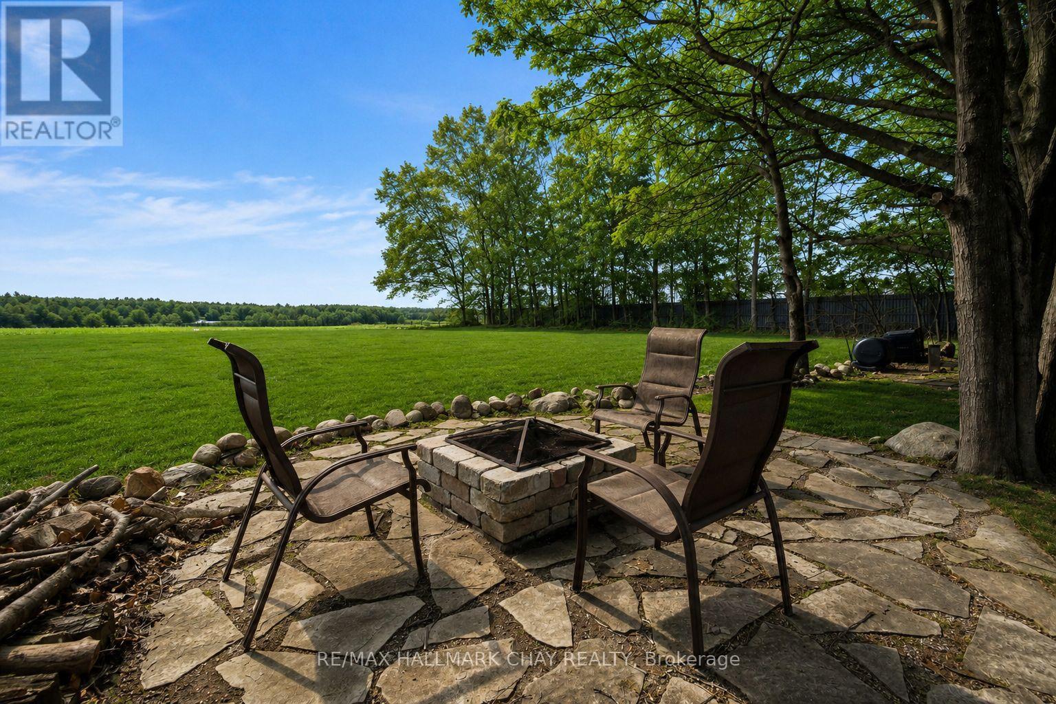 63 NORTHVIEW CRESCENT - 6