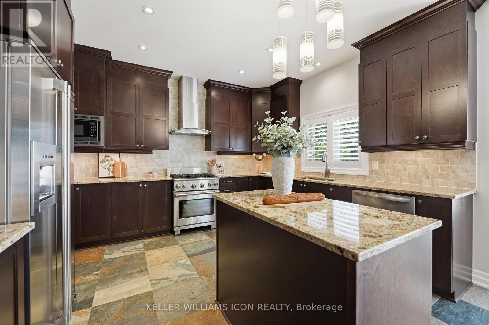 246 MADHU CRESCENT - 16