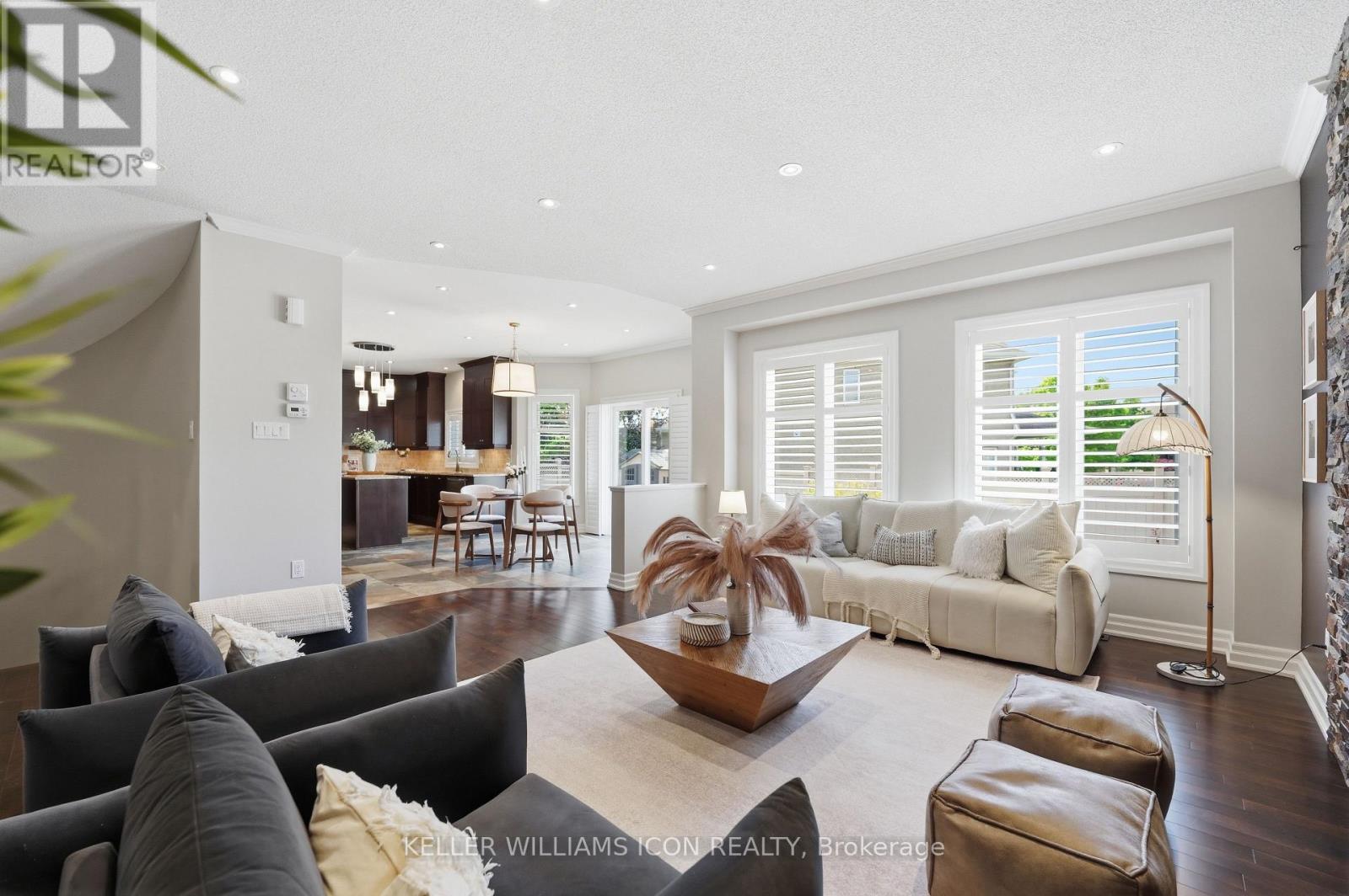 246 MADHU CRESCENT - 18