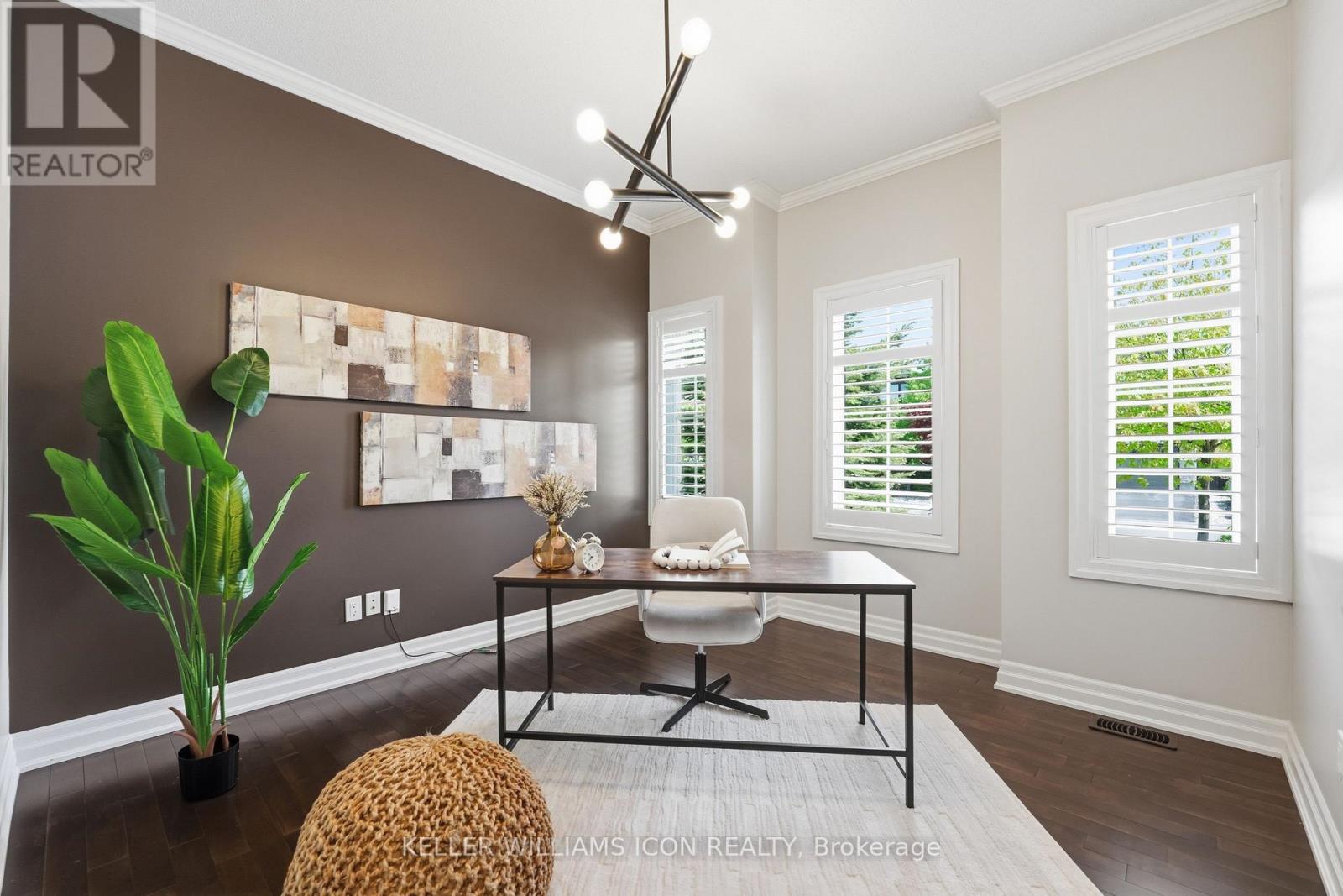 246 MADHU CRESCENT - 5