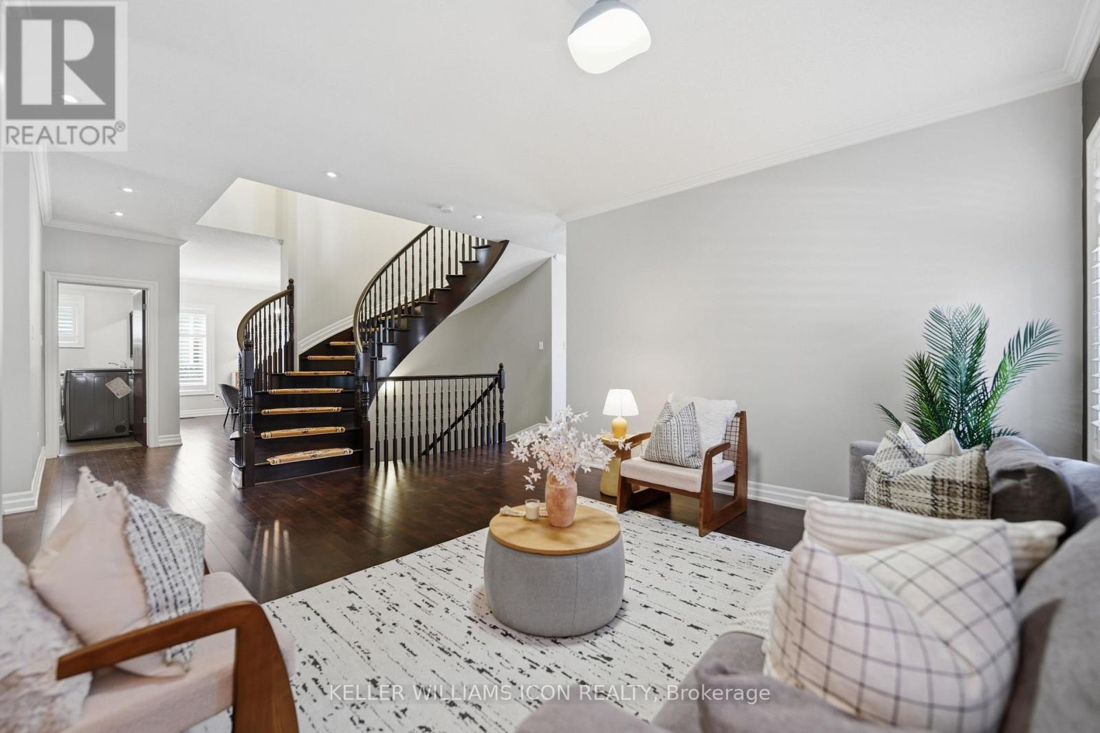 246 MADHU CRESCENT - 7