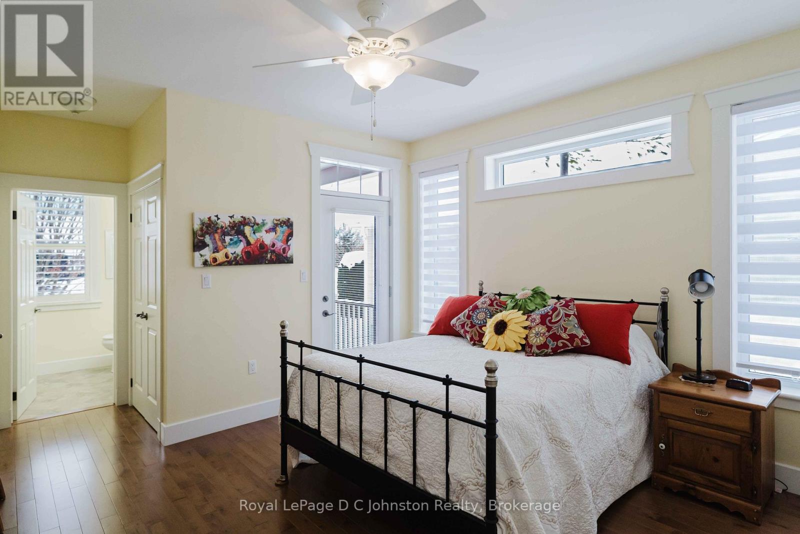 44 EASTGATE DRIVE - 25