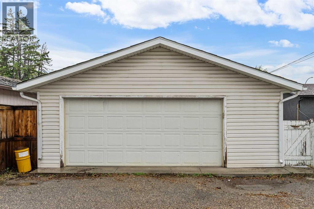 9211 Allison Drive SE - 36