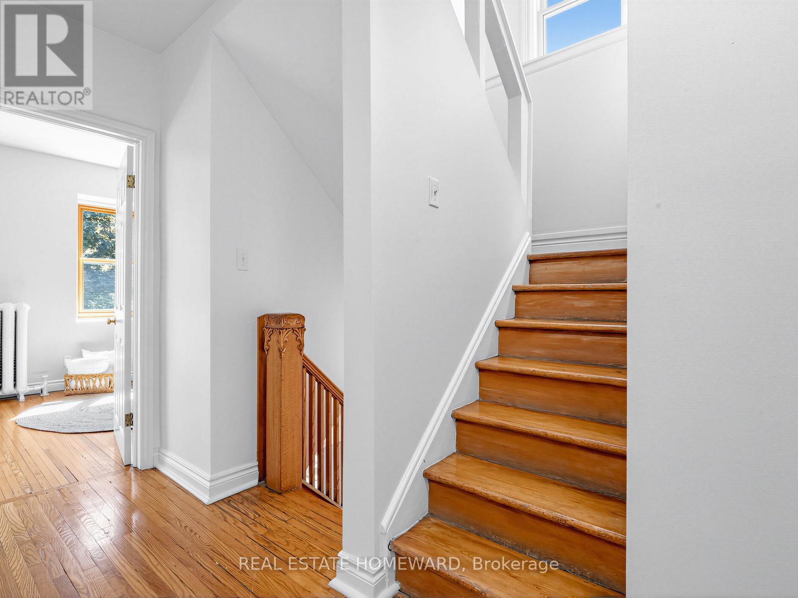 46 WESTMOUNT AVENUE - 29