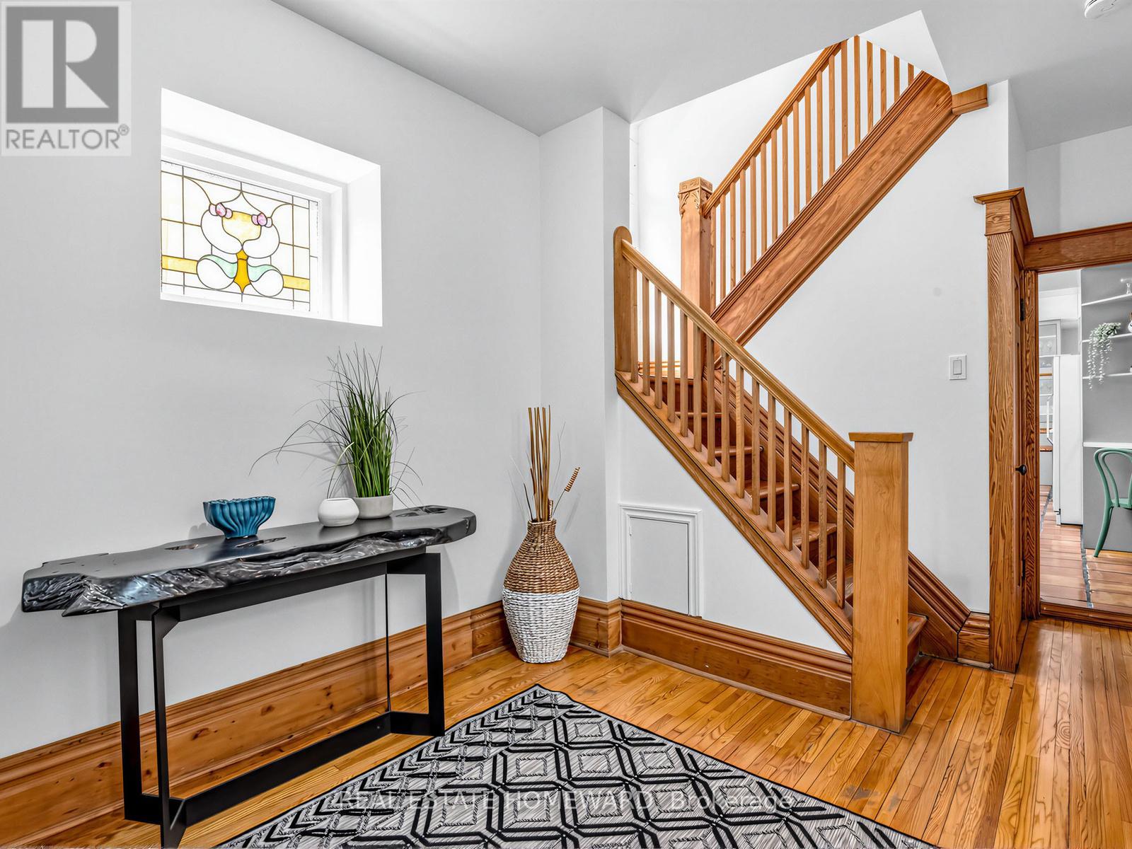 46 WESTMOUNT AVENUE - 4